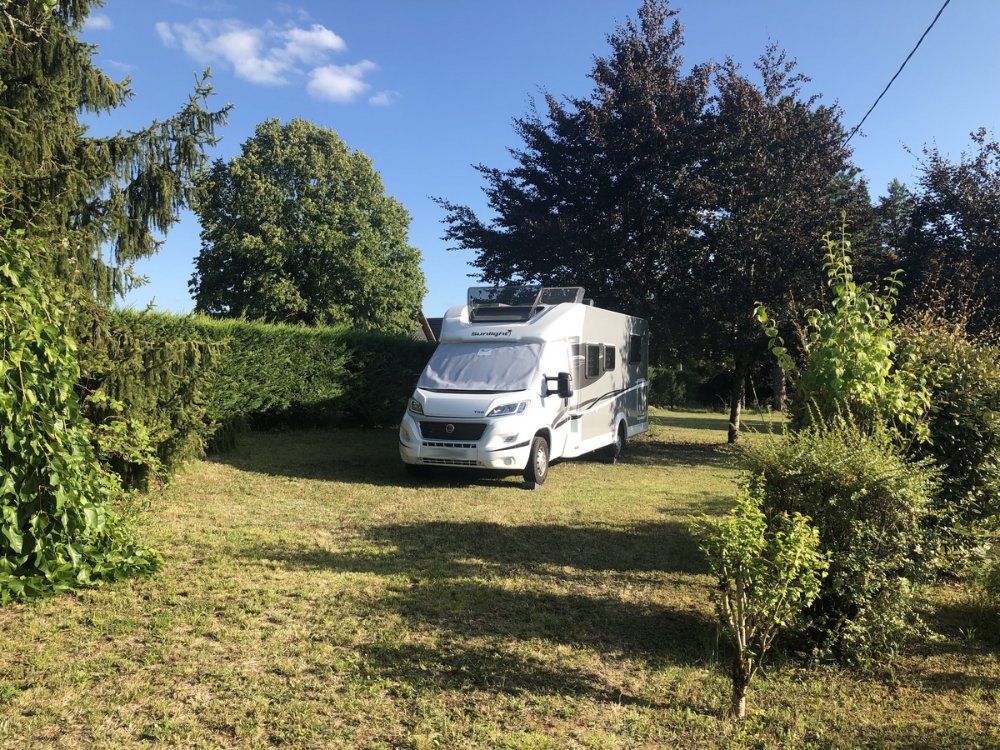 Aire camping-car  Sarlat-la-Canda (24200) - Photo 2